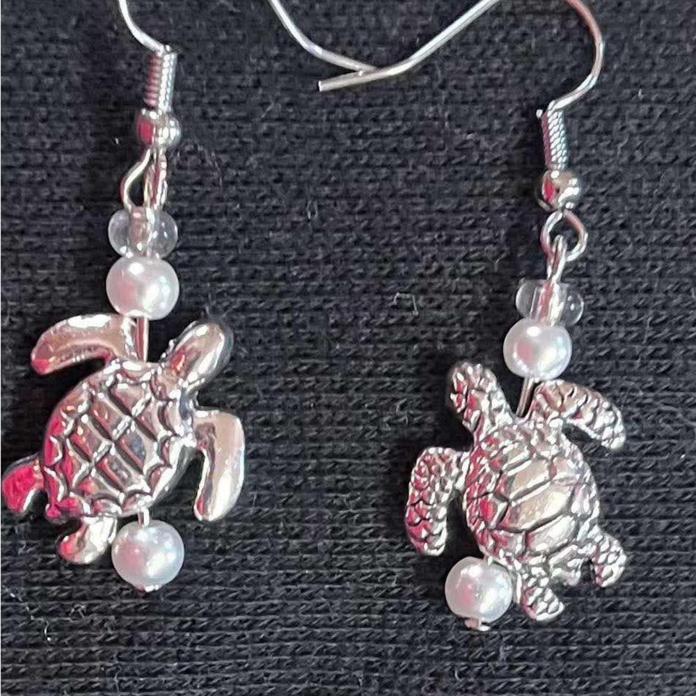 Silver Turtle Earrings